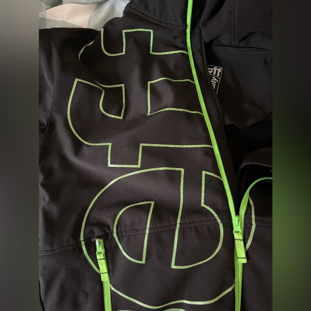 Neff Snowboarding Soft Shell Jacket - image 2